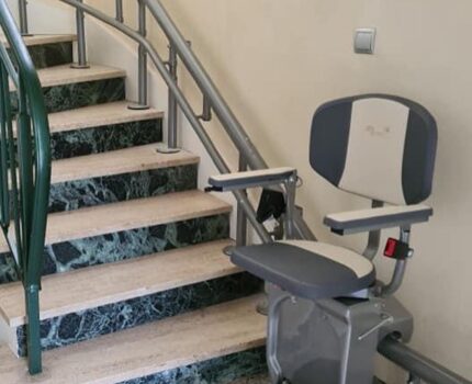 instalar plataforma elevadora para escaleras